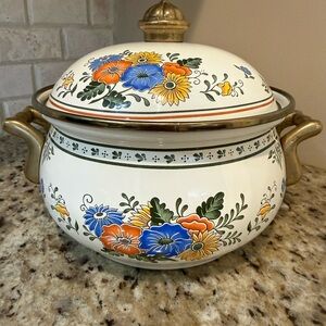 Villeroy & Boch "Amsterdam" floral enamel vintage 2qt pot
